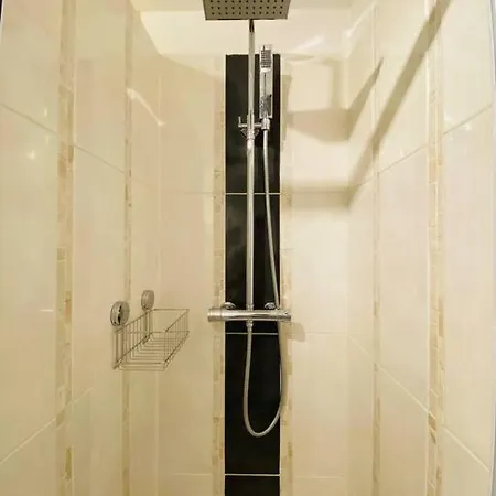 Appartement La Chaume~lieu Atypique~100m Mer~piscine+parking La Chaume